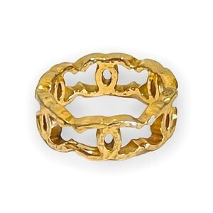 CHANEL B11 CC Interlocking Logo Golden Metal Chain Fashion Finger Ring
Size: 6